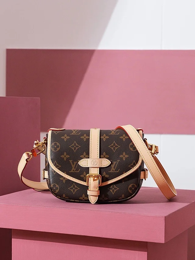 Louis Vuitton/ルイヴィトン ソミュール BB ハンドバッグ （M46740）